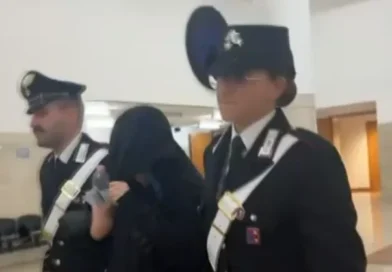 Gettò la sua neonata nel water: arriva la condanna in primo grado