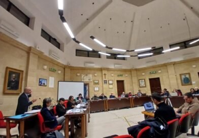 Consiglio, sulle zone S.A.R. la maggioranza si spacca. Il soccorso della destra