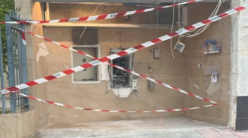 Assalto al bancomat della BCC di Cassano: banditi in fuga a mani vuote
